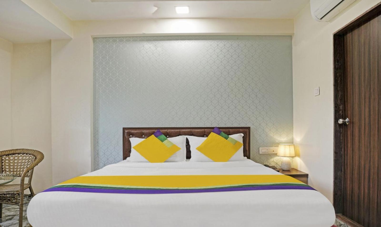 Glitz Hotels Golden Birds - Mahape, نافي مومباي المظهر الخارجي الصورة